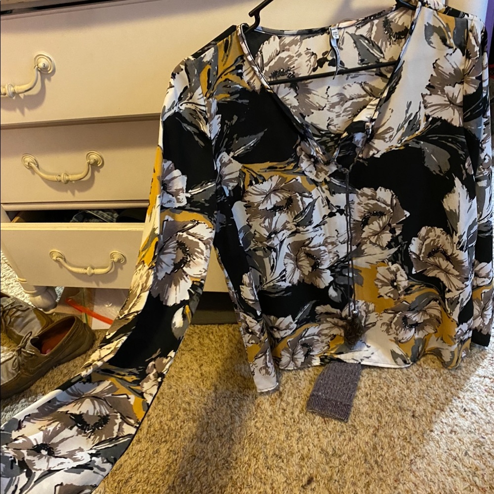 Blouse (perfect for work!)